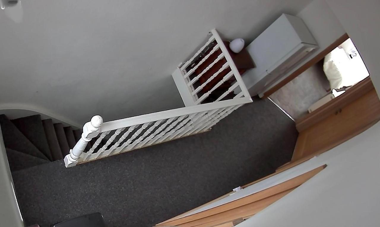 New Flat, Own Bathroom, Sitting Room & Large Bedroom - Walsall Bescot ภายนอก รูปภาพ