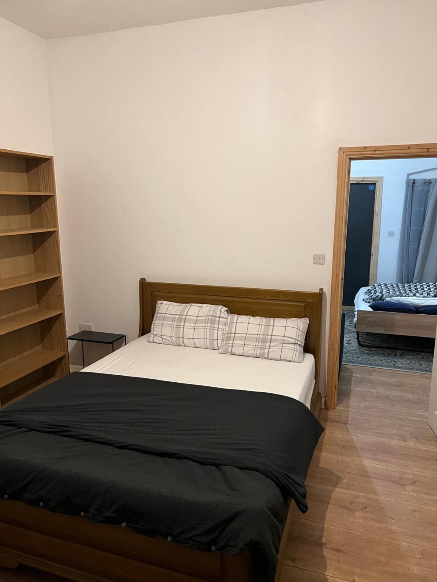 New Flat, Own Bathroom, Sitting Room & Large Bedroom - Walsall Bescot ภายนอก รูปภาพ